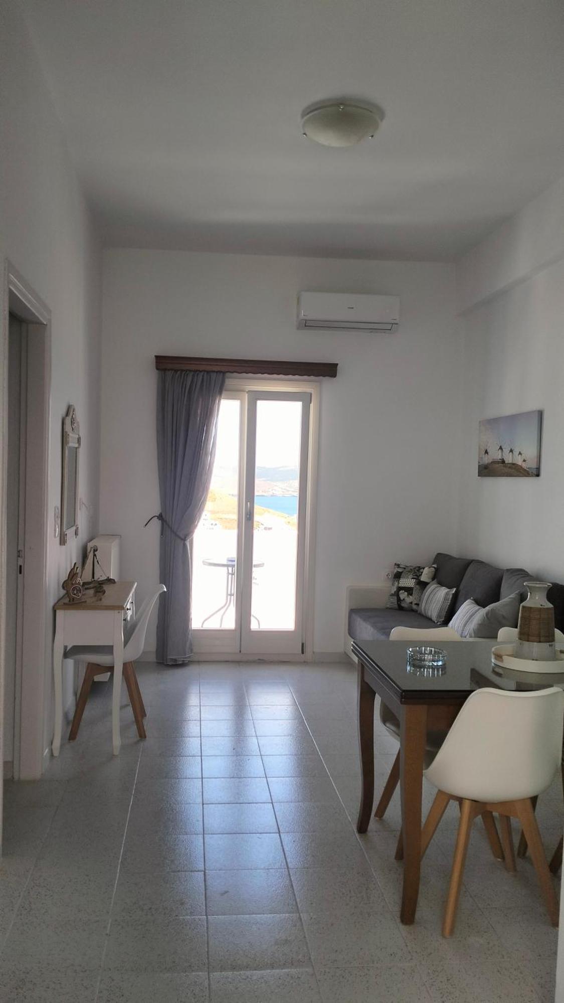 Θέαστρον - Theastron House With Great View In Chora Apartment Pera Gyalos Luaran gambar