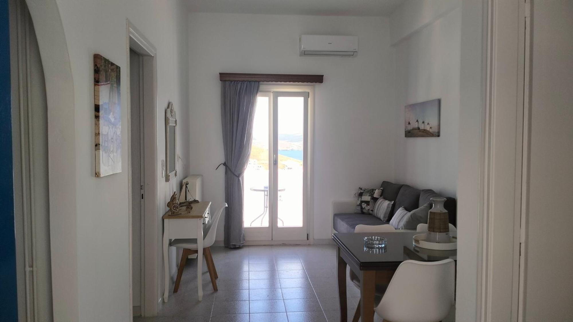 Θέαστρον - Theastron House With Great View In Chora Apartment Pera Gyalos Luaran gambar