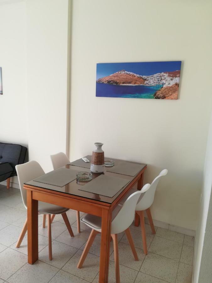 Θέαστρον - Theastron House With Great View In Chora Apartment Pera Gyalos Luaran gambar